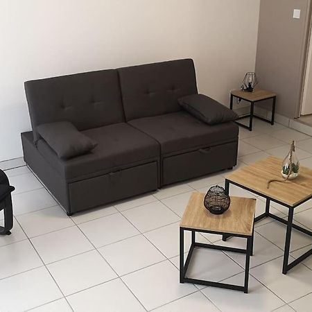 Appart-Terrasse 15Min Volcan-Lac 45Min Station Ski Ceyrat Exterior photo
